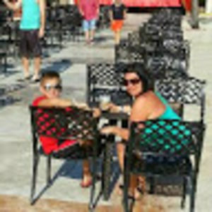 Meet your Posher, Tania